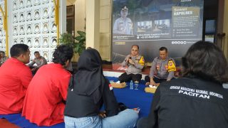 Polres Pacitan Gelar Sarasehan Warga Bahas Kenakalan Remaja, Pemilu, hingga Investasi Bodong